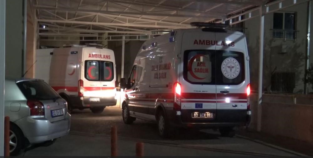 Şanlıurfa’da muhtarlık kavgasında 2’si polis olmak üzere 5 kişi yaralandı.