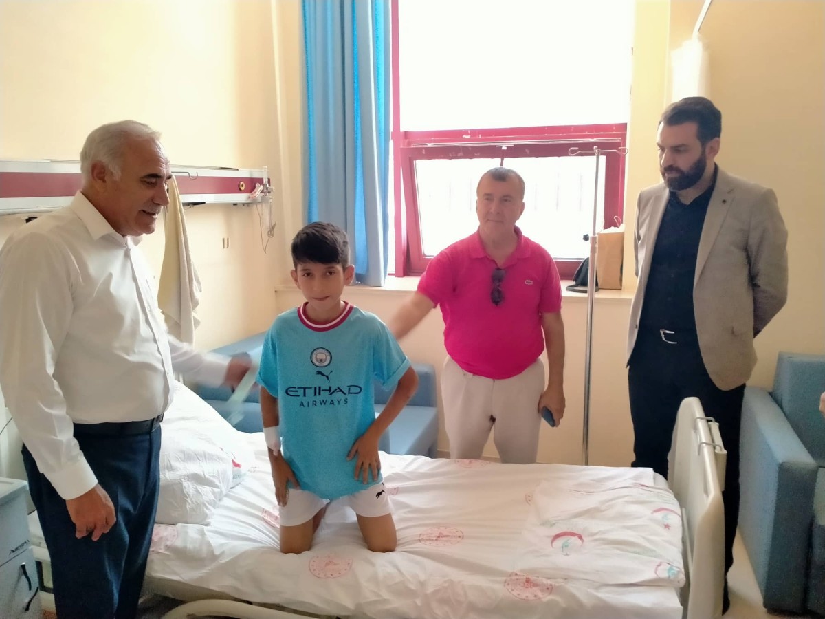 Milletvekili Aydınlık, Diyarbakır’da Vatandaşların Acılarını Paylaştı