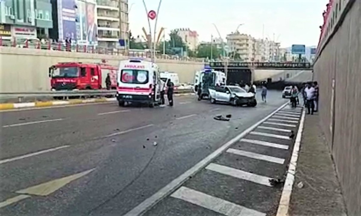 Şanlıurfa'da trafik kazası 2 yaralı 