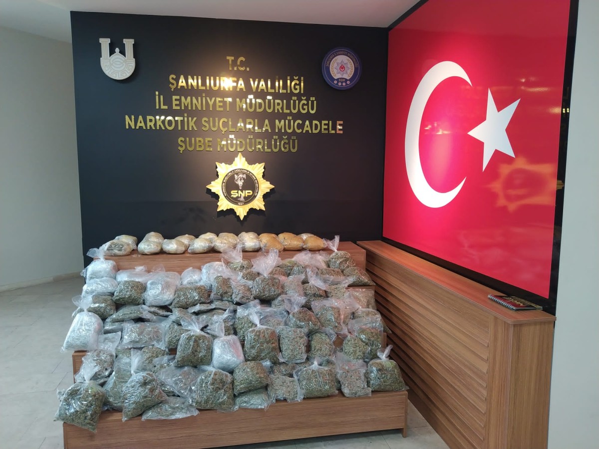 Şanlıurfa'da 74 kilo800 gram uyuşturucu ele geçirildi