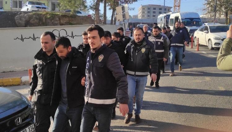 Şanlıurfa’da Nitelikli Dolandırıcılık 35 tutuklama